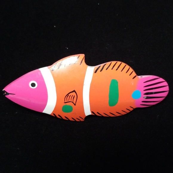 Vintage 1970s Hand Painted Tropical Fish Scarf Clip - Picture 6 of 12